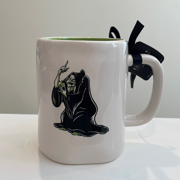 New Rae Dunn x Disney Villains THE EVIL WITCH Mug - Picture 2 of 6